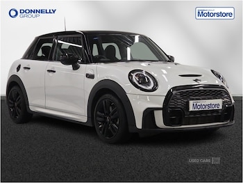 2024 - 2.0 Cooper S Sport 5dr Auto [Comfort/Nav Pack]