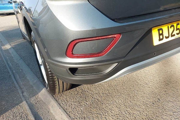 Used Volkswagen T-Roc 2025 for sale - 76111263: Photo 14
