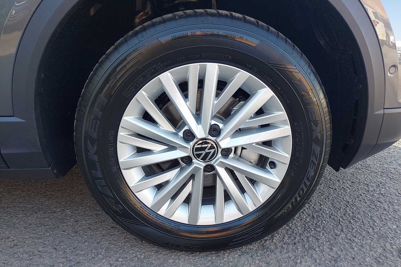 Used Volkswagen T-Roc 2025 for sale - 76111263: Photo 5