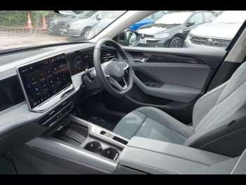 Used Volkswagen Passat 2025 for sale - 74714590: Photo