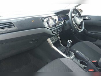 Used Volkswagen Polo 2024 for sale - 76670991: Photo