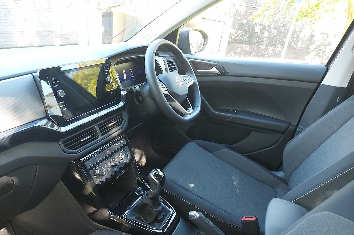 Used Volkswagen T-Cross 2025 for sale - 77176736: Photo 2