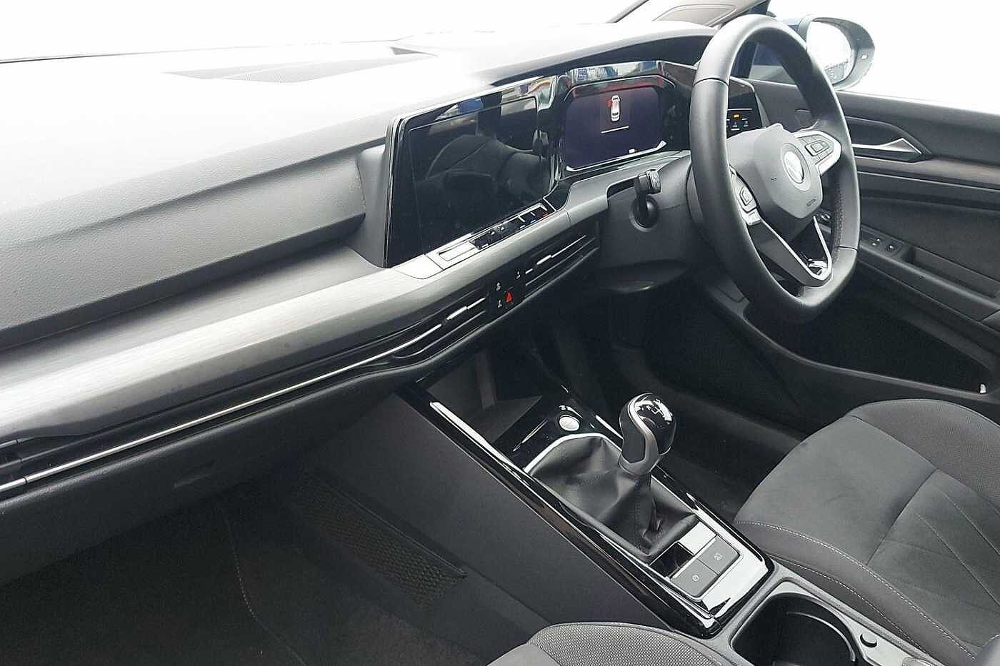 Used Volkswagen Golf 2023 for sale - 77021764: Photo 2