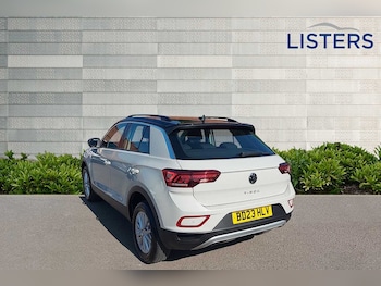 Used Volkswagen T-Roc 2023 for sale - 75450942: Photo