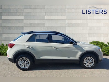 Used Volkswagen T-Roc 2023 for sale - 75450942: Photo