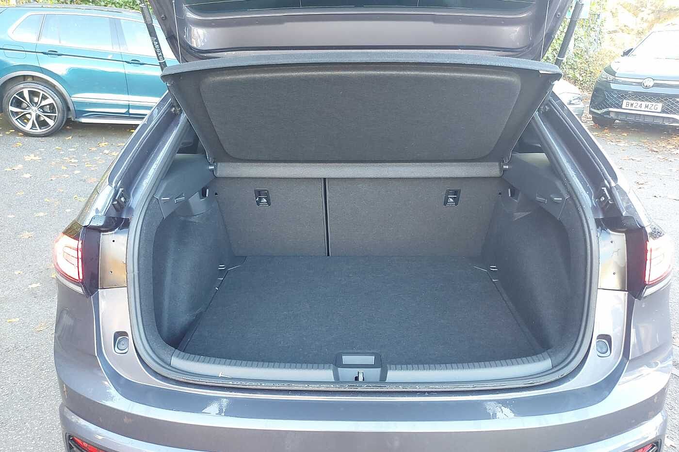 Used Volkswagen Taigo 2025 for sale - 76154350: Photo 12