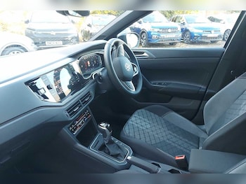Used Volkswagen Taigo 2025 for sale - 76154350: Photo