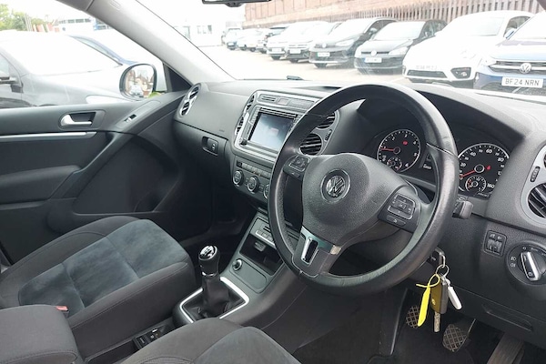 Used Volkswagen Tiguan 2015 for sale - 76111265: Photo 6