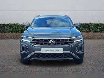 Used Volkswagen T-Roc 2024 for sale - 78008542: Photo