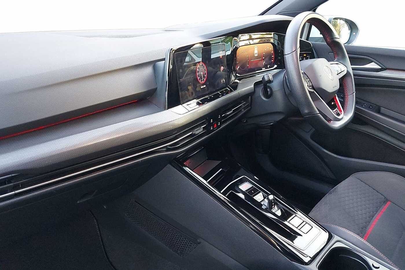 Used Volkswagen Golf 2023 for sale - 77176606: Photo 2