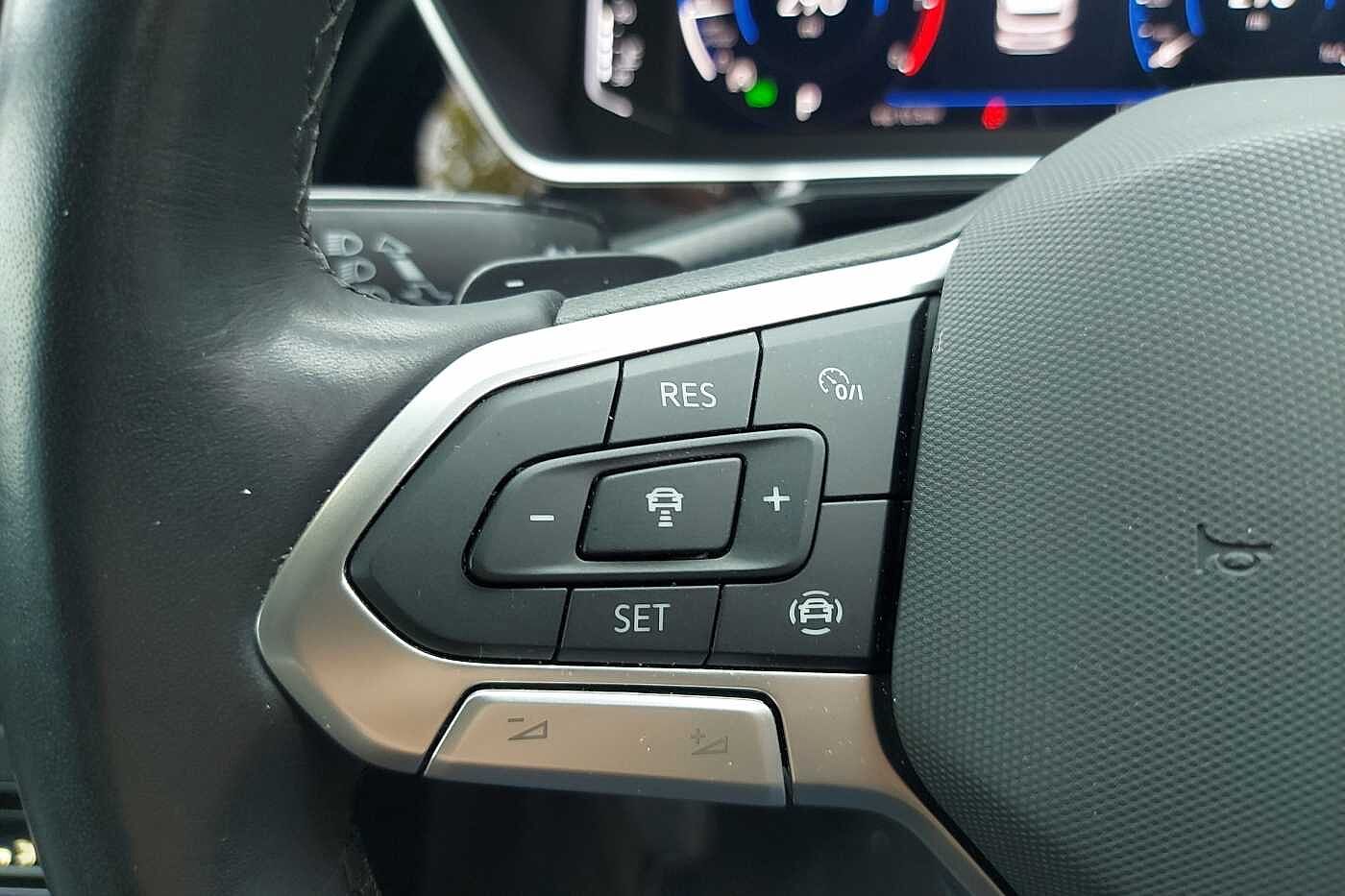 Used Volkswagen T-Cross 2023 for sale - 76241318: Photo 16