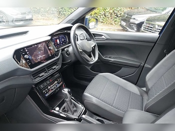 Used Volkswagen T-Cross 2023 for sale - 76241318: Photo