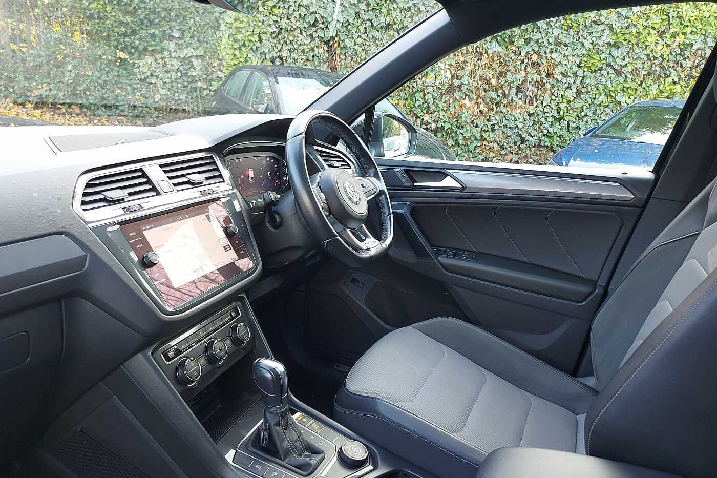 Used Volkswagen Tiguan 2019 for sale - 77177470: Photo 2