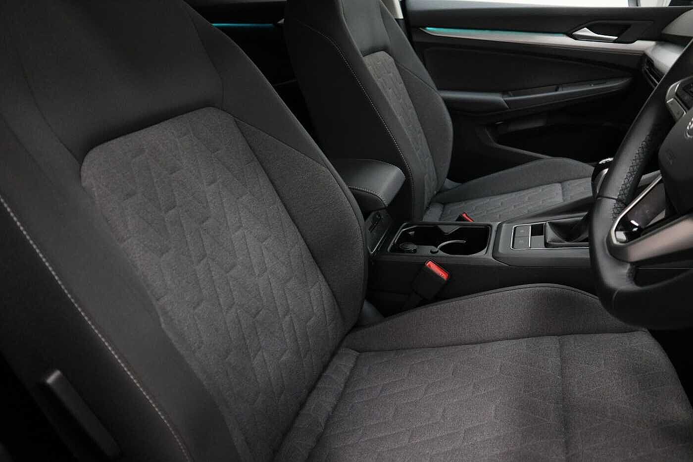 Used Volkswagen Golf 2024 for sale - 76942840: Photo 10