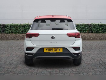 Used Volkswagen T-Roc 2019 for sale - 78385187: Photo