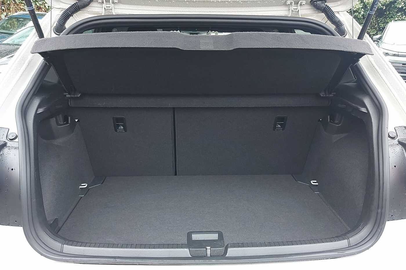 Used Volkswagen Polo 2024 for sale - 77613748: Photo 11