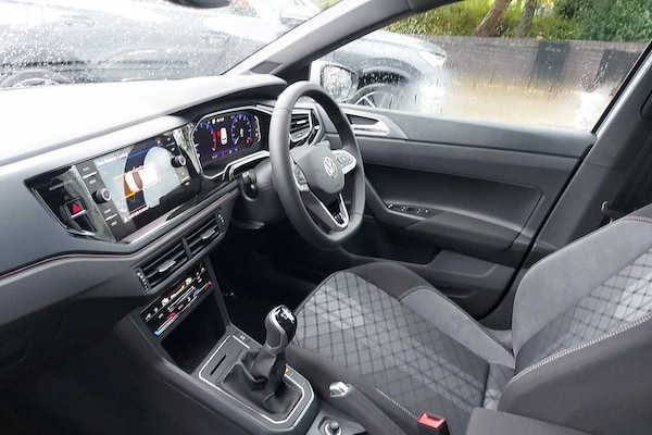 Used Volkswagen Polo 2025 for sale - 76154273: Photo 2