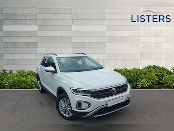 Used Volkswagen T-Roc 2023 for sale - 75450911: Photo
