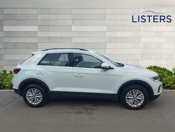 Used Volkswagen T-Roc 2023 for sale - 75450911: Photo