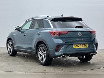 Used Volkswagen T-Roc 2025 for sale - 79050770: Photo