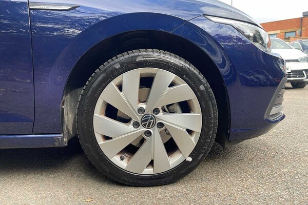 Used Volkswagen Golf 2024 for sale - 76139680: Photo 5