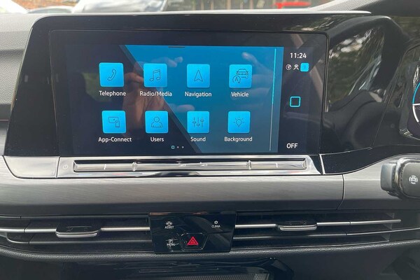Used Volkswagen Golf 2024 for sale - 76139680: Photo 9