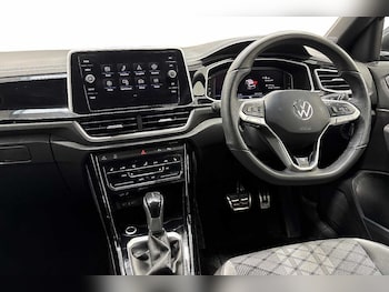 Used Volkswagen T-Roc 2025 for sale - 77785692: Photo