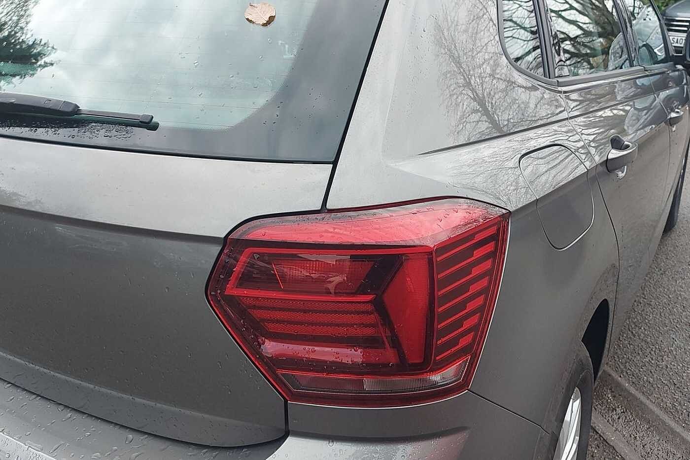 Used Volkswagen Polo 2018 for sale - 76800352: Photo 18