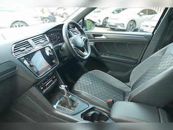 Used Volkswagen Tiguan 2023 for sale - 76458582: Photo