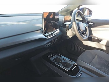 Used Volkswagen ID.4 2025 for sale - 76800315: Photo