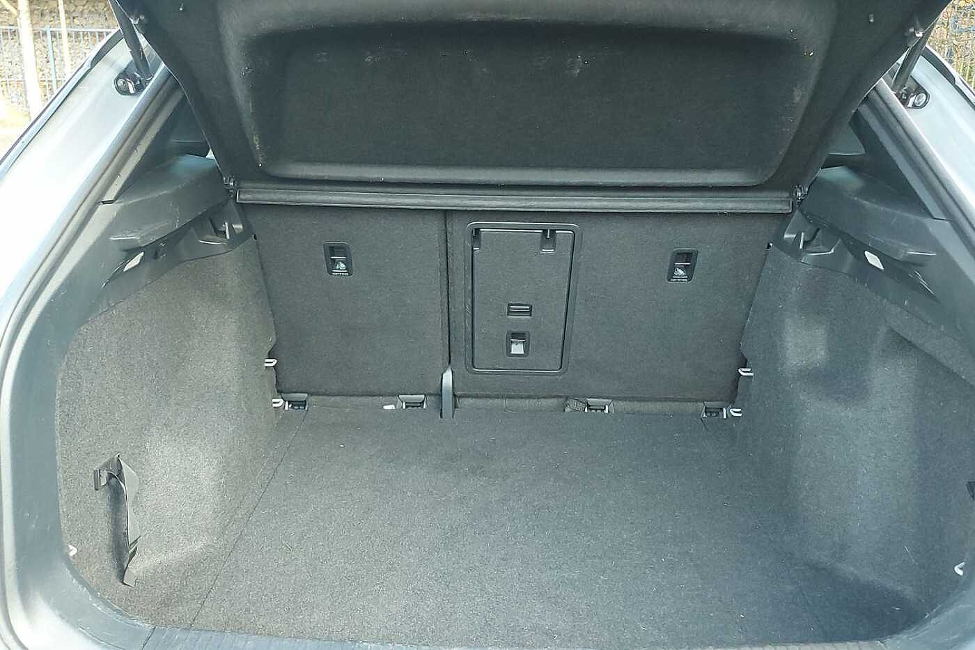 Used Volkswagen ID.4 2023 for sale - 76837760: Photo 11