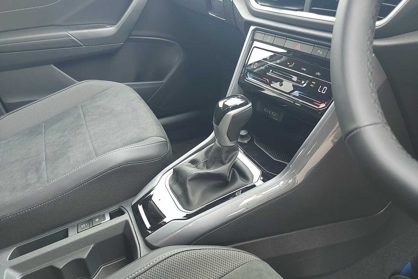 Used Volkswagen T-Roc 2025 for sale - 76110924: Photo 10