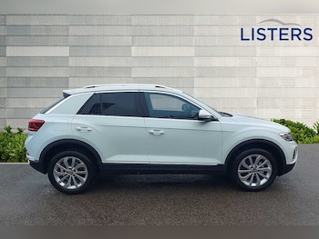 Used Volkswagen T-Roc 2025 for sale - 76110924: Photo 4
