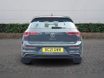 Used Volkswagen Golf 2021 for sale - 77575976: Photo