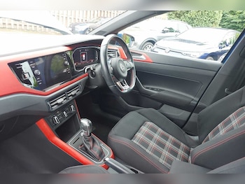 Used Volkswagen Polo 2020 for sale - 76110843: Photo 2