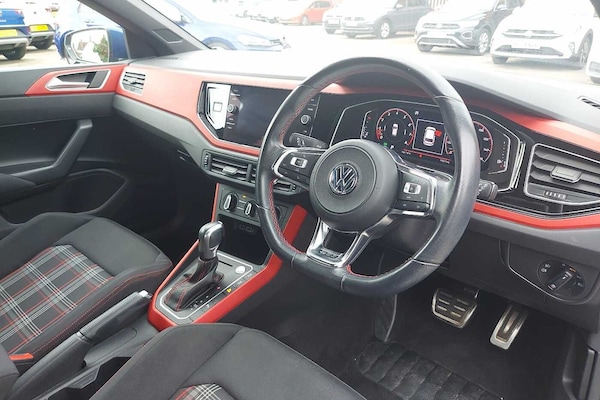 Used Volkswagen Polo 2020 for sale - 76110843: Photo 6