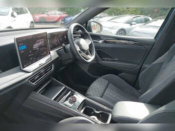 Used Volkswagen Tiguan 2024 for sale - 78405935: Photo