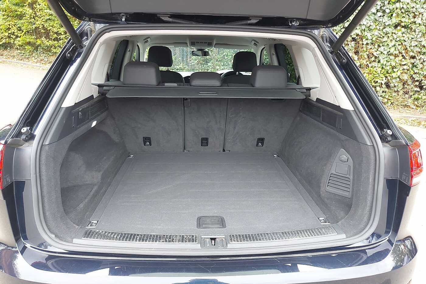 Used Volkswagen Touareg 2020 for sale - 76139813: Photo 12