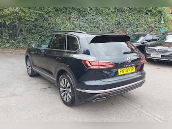 Used Volkswagen Touareg 2020 for sale - 76139813: Photo