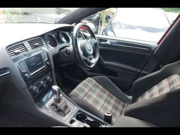 Used Volkswagen Golf 2017 for sale - 74823739: Photo