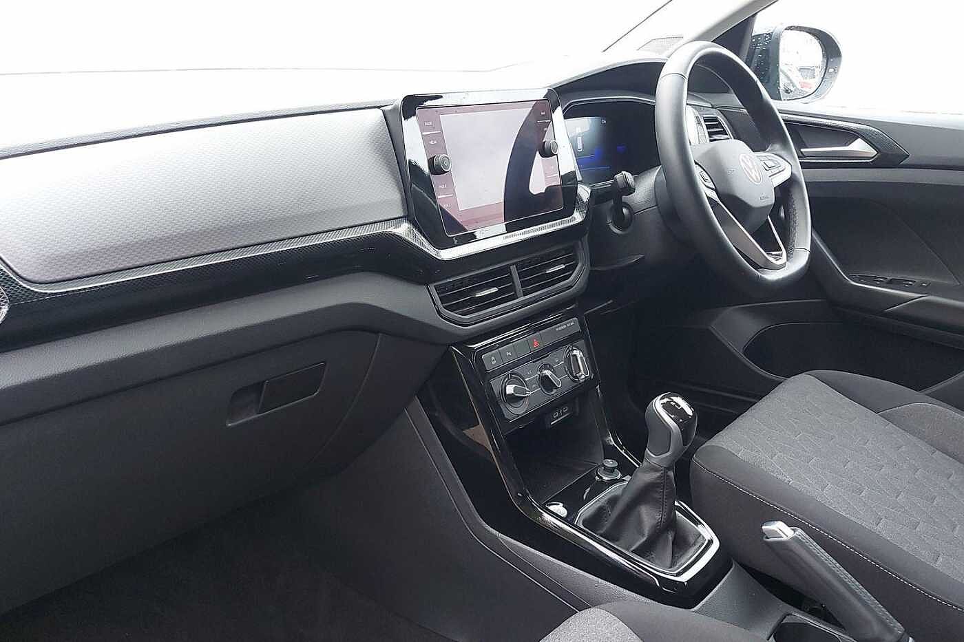 Used Volkswagen T-Cross 2024 for sale - 77725023: Photo 2