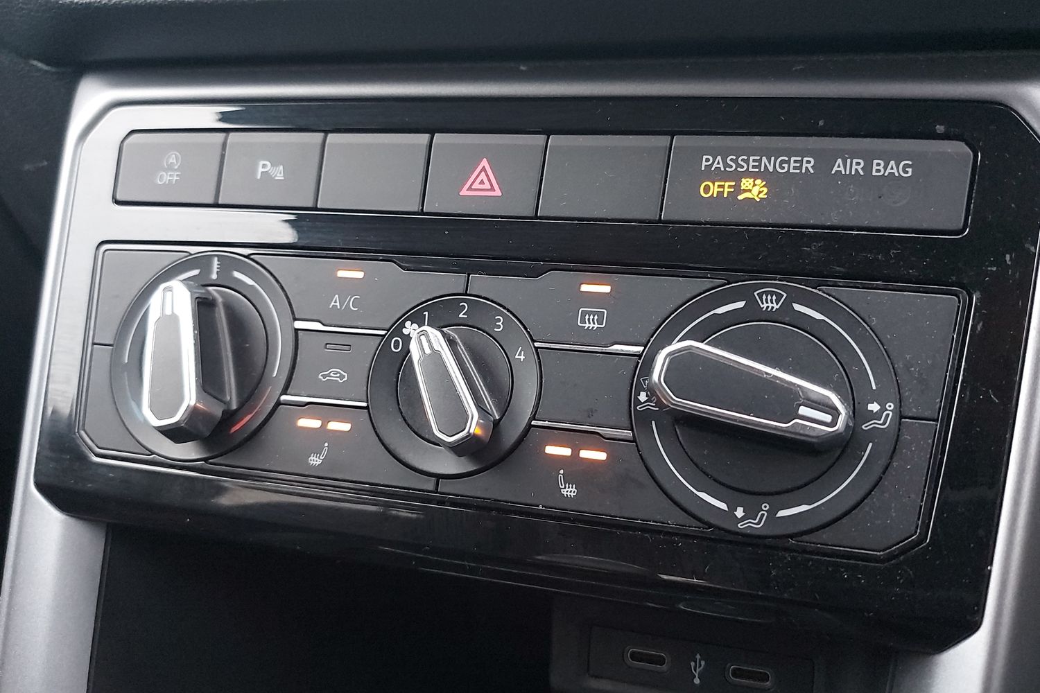 Used Volkswagen T-Cross 2022 for sale - 76692727: Photo 28