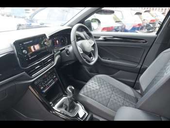 Used Volkswagen T-Roc 2025 for sale - 75201059: Photo