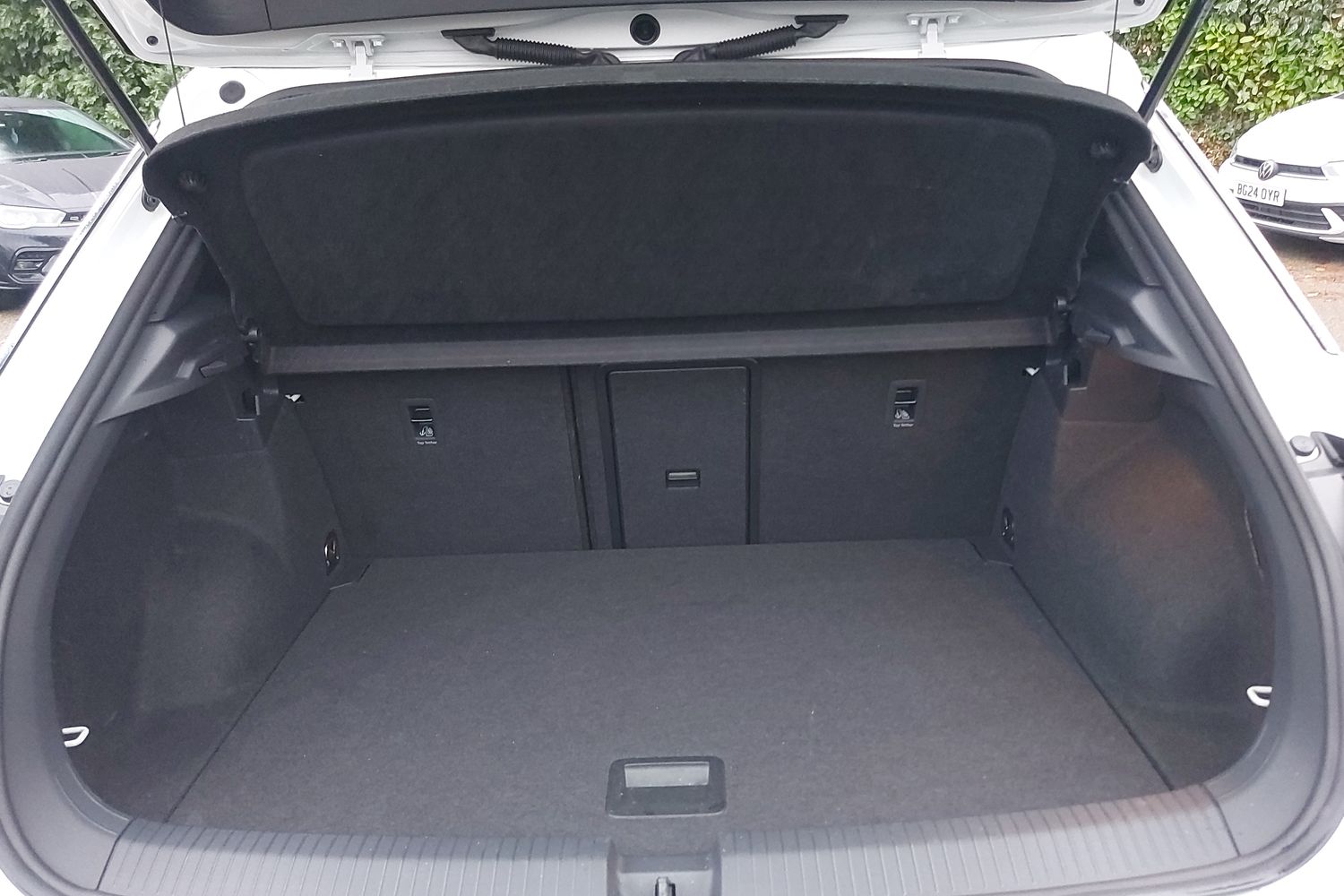 Used Volkswagen T-Roc 2023 for sale - 76586533: Photo 10