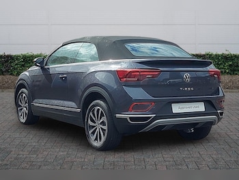 Used Volkswagen T-Roc 2023 for sale - 78293251: Photo