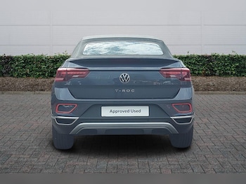 Used Volkswagen T-Roc 2023 for sale - 78293251: Photo