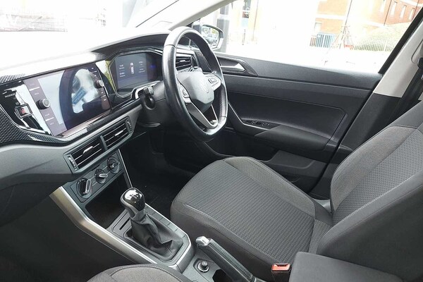 Used Volkswagen Polo 2021 for sale - 76110885: Photo 2
