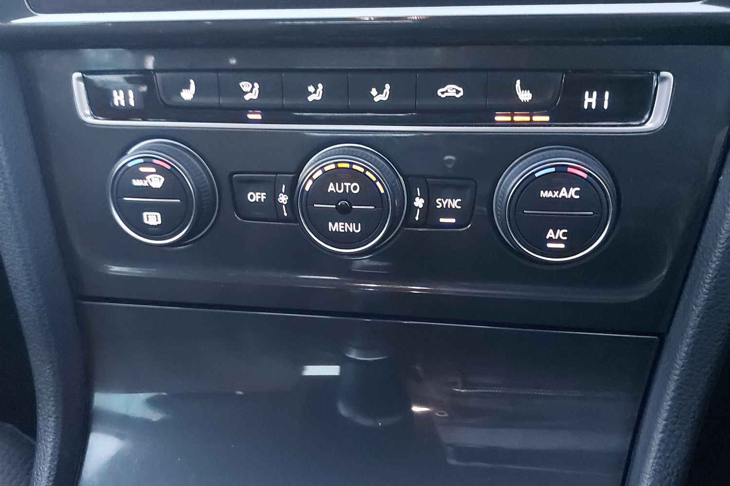 Used Volkswagen Golf 2020 for sale - 77013656: Photo 17