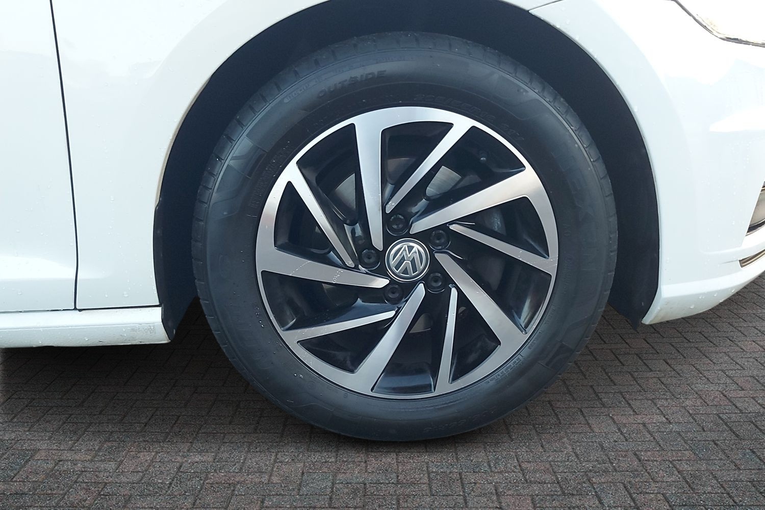 Used Volkswagen Golf 2020 for sale - 77013656: Photo 6