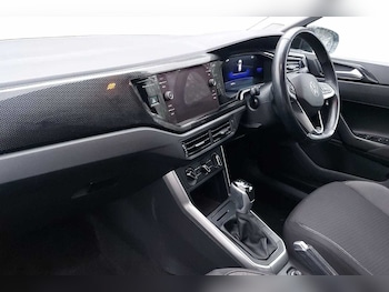 Used Volkswagen Polo 2024 for sale - 77672843: Photo